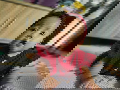 Kepala tegak tanpa bersandar