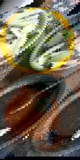 Ngidam Rujak Mangga muda tengah malam