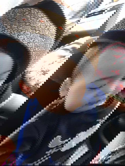 Kapan bayi bisa mandi air dingin?