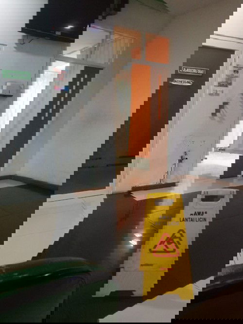 Mohon kesediaannya mendoakan saya dan debay saya