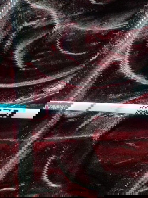 hasil test pack 2 garis berjauhan