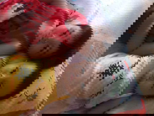 Hello mga mommies out there I have a question po, pwede po ba sa enfant and toddler maligo sa hapon?