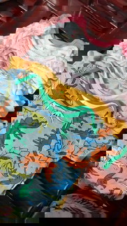 Sino may bet ng onesies mommy?