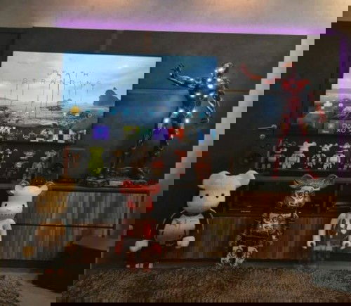 suami gila akan apa?