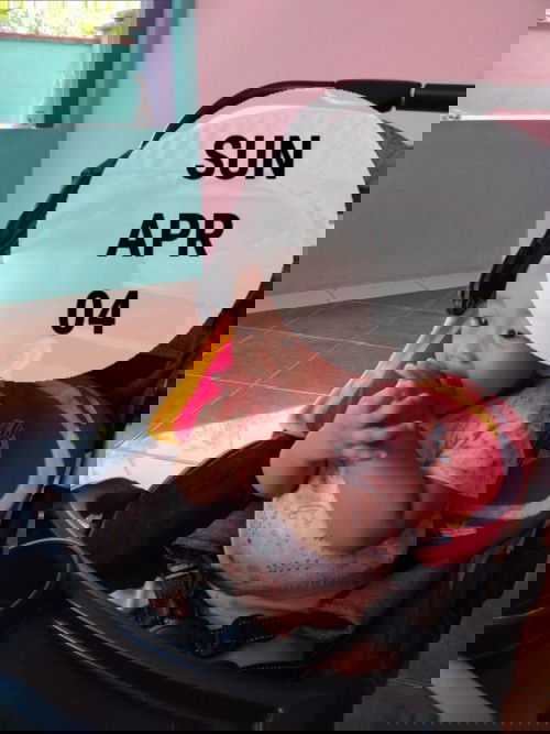 Assalamualaikum, saya mau bertanya usia 8 bulan 18 hari blm tumbuh gigi apakah itu normal??? Makasih