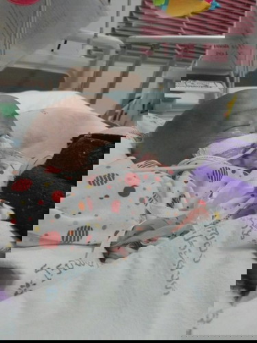 น้องจะเจาะคอวันที่7เม.ย. ขอกำลังใจให้น้องฮัคหน่อยคับ