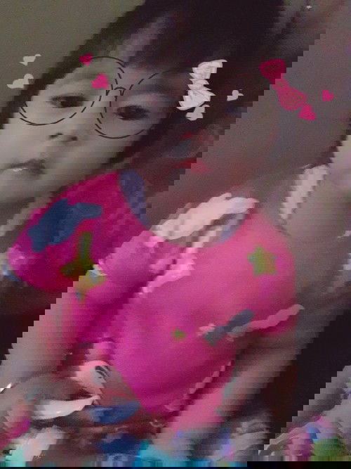 Hari ini alhamdulillah dia mau makan dan dia makan sendiri😘👶