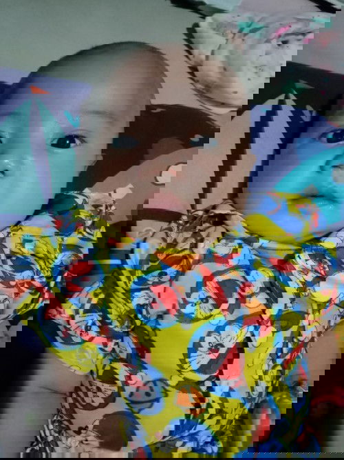 Mau tanya dong bun anak saya baru umur 1bulan 3hari pake asi langsung klo ditaro botol mau