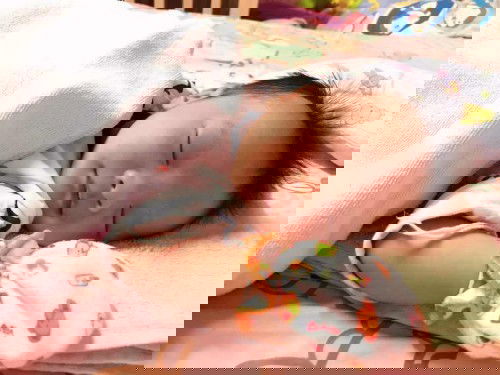 เด็กนมแม่ล้วนๆ