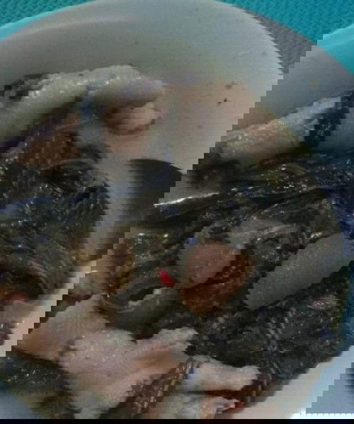 Gulai Daun Singkong dengan Kikil Sapi dan Ceker Ayam