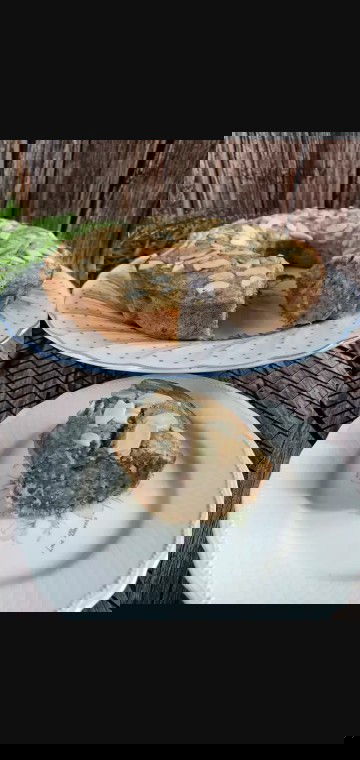 "Bolu Pisang Tanpa Mixer"
Cara pembuatan kue ini sangat mudah,cocok deh untuk bulan Ramadhan 😍