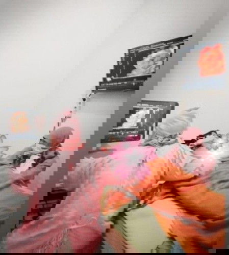 Tindakan pembersihan keputihan..