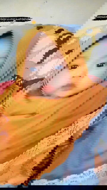 Baby bangunin sahur wkwk