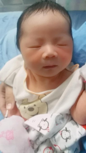 คลอดแล้วค้าบ