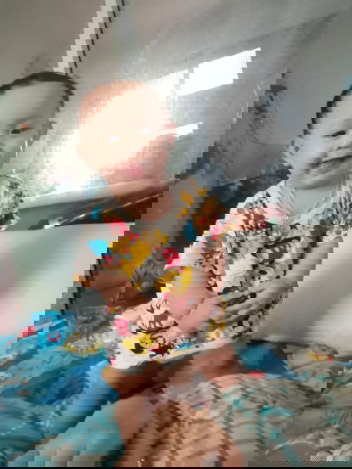 กังวลฟันยังไม่ขึ้น10เดือนแล้วแต่น้องก้าวเดินเองได้4-5ก้าวแล้วค่ะ