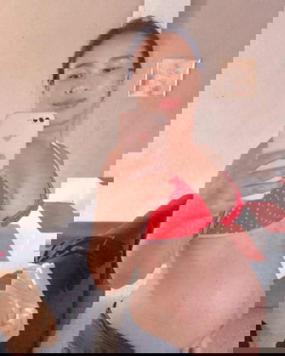 My baby bump at 28 weeks today!βΊοΈ