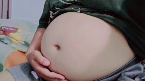 แม่ท้อง22w+4dแต่ลูกไม่ค่อยดิ้นเลยจะเป็นอะไรไหมค่ะแม่กังวลค่ะ