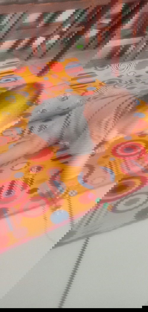 Tumbuh kembang bayi 8 bulan