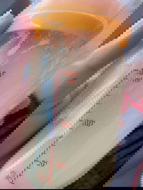 นมเป็นตัวไม่ละลาย