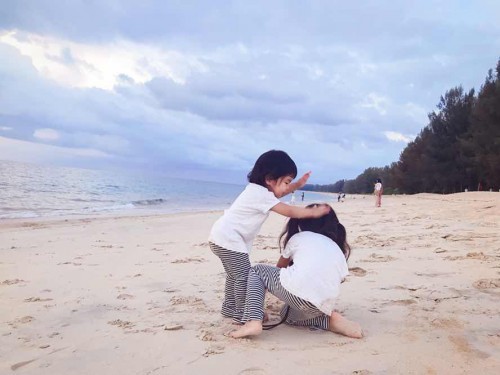 เป็นพี่น้องกัน ต้องรักกันค่ะ 😆😆 พี่รักน้องมาก ส่วนน้องนั้นนนนน🤣🤣🤣
#TAPAppTHxRegagar #เพราะเรื่องของลูกไม่ใช่อะไรก็ได้