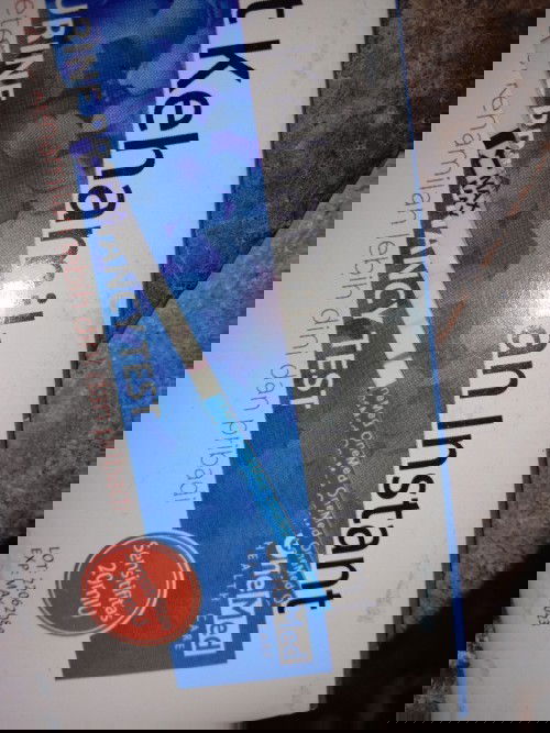 Baru 5 minggu, nyoba tespek garis 2 cm yg garis kedua nya masih samar.. Positif gak ya..