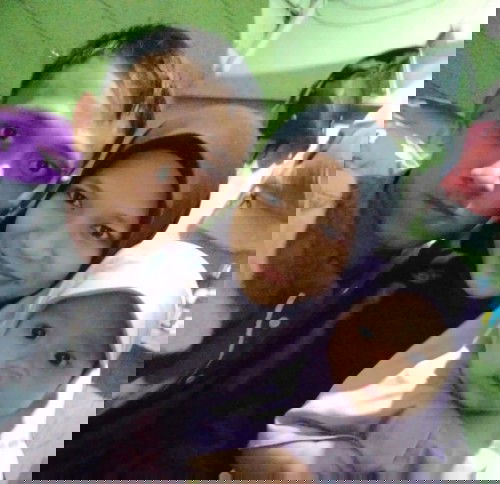 Keseruan lebaran pertama si bayi