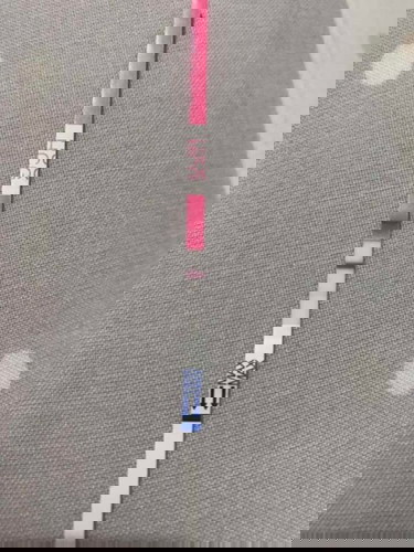 ini garis keduanya samar ya?