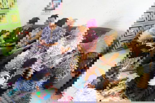 Lebaran Tetep Menjalin Tali Silaturahmi Via V-Call