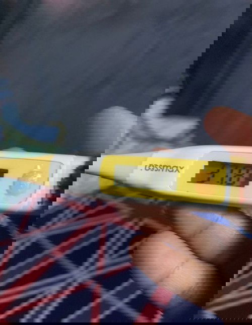 คลอดได้1เดือนมีอาการไข้สูง