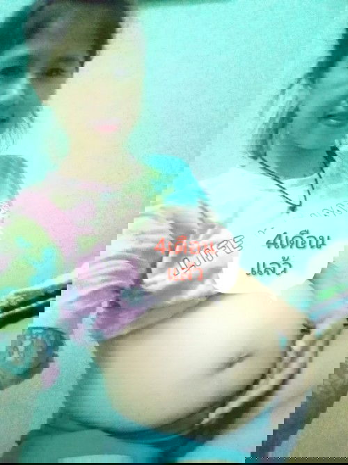 แอบลุ้นเพศอยู่จ้า