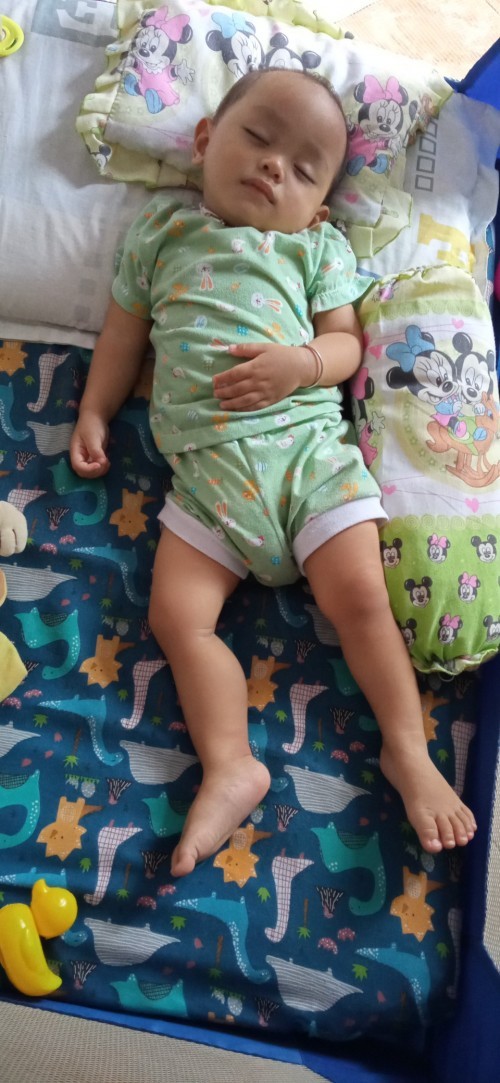 Bb anak usia 13 bulan