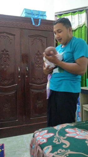 Lebaran kedua bersama suami dan lebaran pertama bersama anak