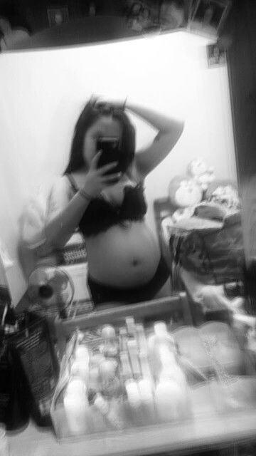 กำหนดคลอด1สิงหาคะเเม่ๆ ขอชื่อนำหน้าบหรือฟ. หน่อยจ้า เป็นผู้หญิง