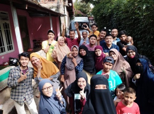 Happy Eid Mubarok with Abah Samsu's Family