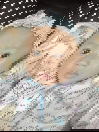 Lebaran dirumah aja bareng si cantik sholihah 🥰 Yuuk simak ceritaku moms!