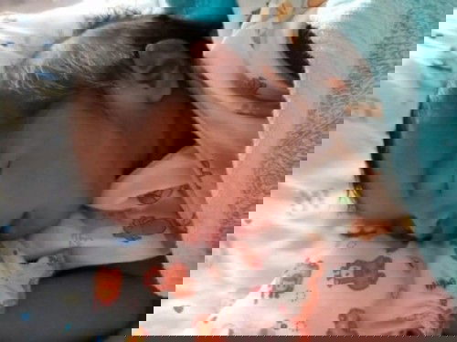 เด็ก38วิค​ กำหนดคลอด23เมษา​ 64 คลอดก่อนกำหนด​ 11  เมษา​ 64ผ่านอะไรมาเยอะมากหนูก็ผ่านมาได้🥰