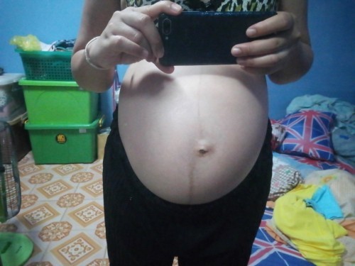 32+3แล้วค่ะแม่ ขอดูท้องแม่ๆหน่อยค่ะ ช่วงนี้อากาศก็ร้อนอึดอัดมากค่ะ
ทีม มิย. ญ ท้องโตขนาดไหนกันแล้ว