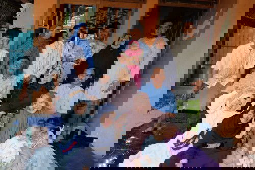 Lebaran jauh dari suami