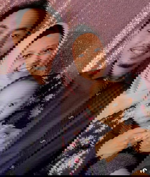 Keluarga Kecilku,Adalah Tempat paling aman.