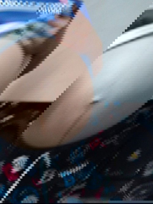 37สัปดาห์ค่ะรุ้สึกปวดเมื่อยไปหมด เวลาเดินเสียวแปบไปถึงจิมิเลยค่ะต้องหยุดเดินสักพักแล้วค่อยเดินต่อค่ะ