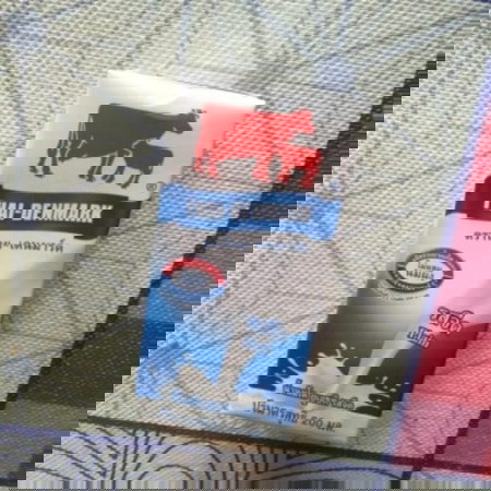 สอบถามค่ะน้อง1ปี2เดือนสามารถกินนมกล่องได้หรือยังต้องกินนมผงสูตรต่อเนื่องรึป่าว