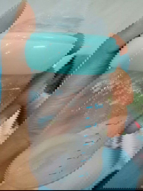 ขอคำแนะนำเกี่ยวกับนมแม่