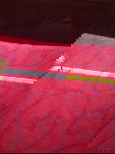 Kalo hasilnya Samar kayak gini gimana ya Bun, positif kah? Soalnya baru telat satu hari