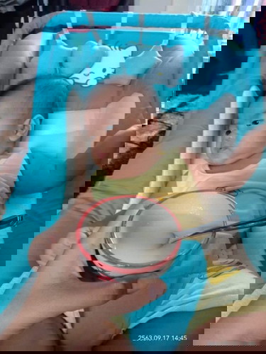 แม่ส่งต่อจร้า รถเข็น ปรับนั่งได้ป้อนข้าวได้