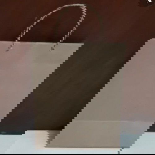 Kantong kertas ramah lingkungan untuk hampers lebaran