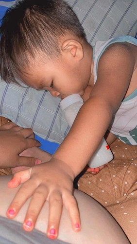 พอคลอดท้อง2ลูกคนแรกจะมีอาการนอยด์กันไหมนะ
