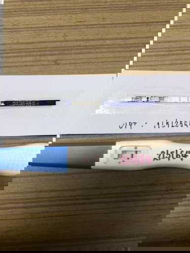 คุณแม่ท่านไหนเคยท้อง หรือ กำลังท้อง พร้อมกับมีถุงซีสต์ ด้วยบ้างไหมคะ