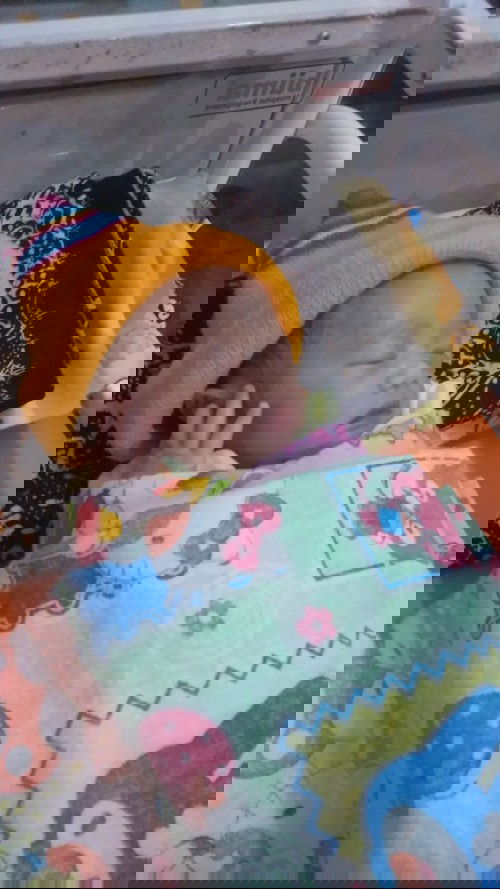 Alhamdulillah kmren 4 Mei 2021.
Jam 11.55 sudah lahir baby boy..
36 week
BB 2.2kg
Buat smua nya mksi