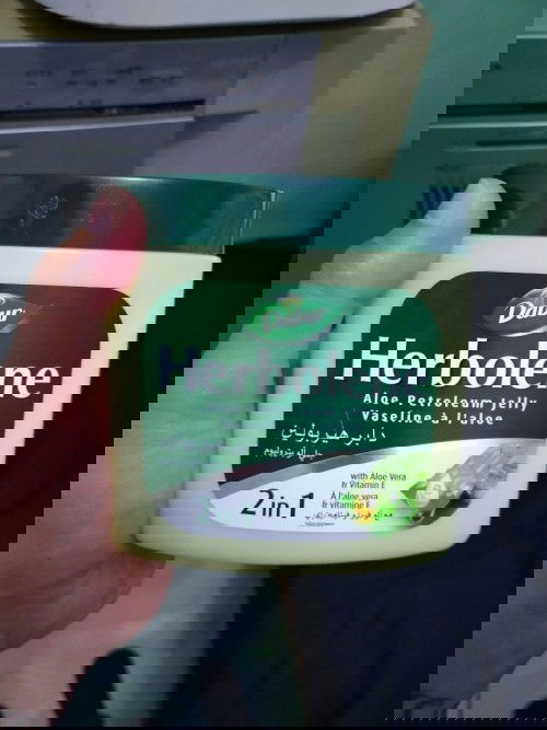 Petroleum  safe po ba sa tiyan ?