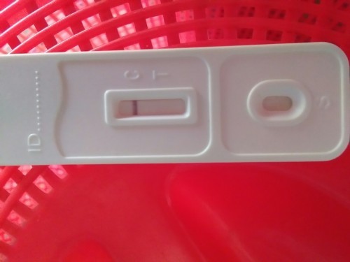 Dh 3bulan lbih xperiod, cek pagi tadi ada 2line tapi samar2 mcm dlm gambar, adakah positif?